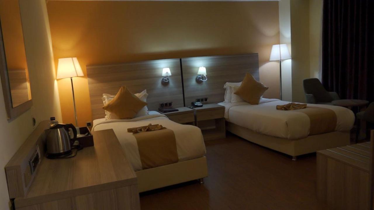 Holiday Hotel Аддис-Абеба Екстер'єр фото