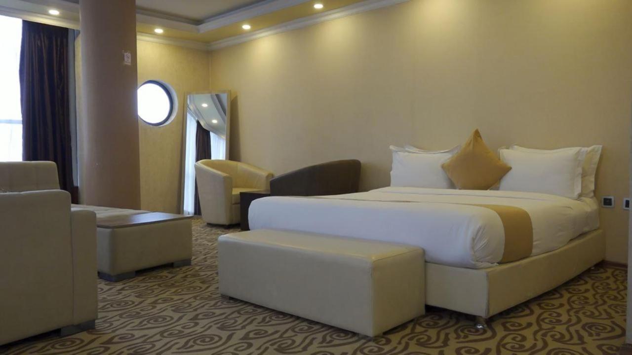 Holiday Hotel Аддис-Абеба Екстер'єр фото